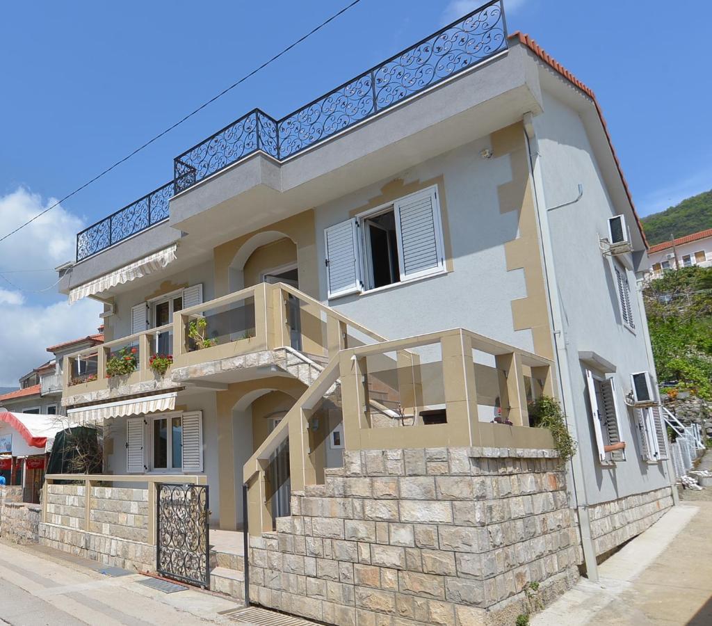 Apartment Sm Herceg Novi Exterior foto