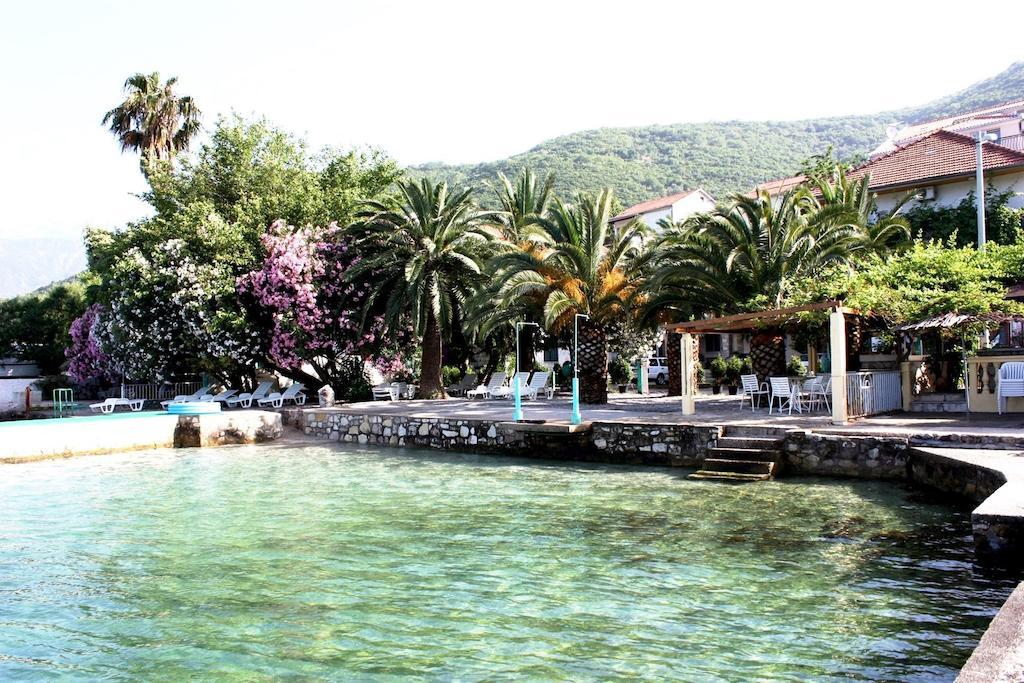 Apartment Sm Herceg Novi Cameră foto